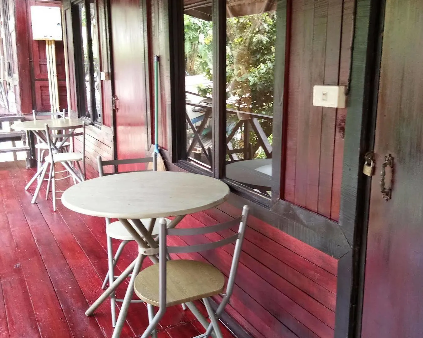 Phi Phi Green Hill Resort ピピ島